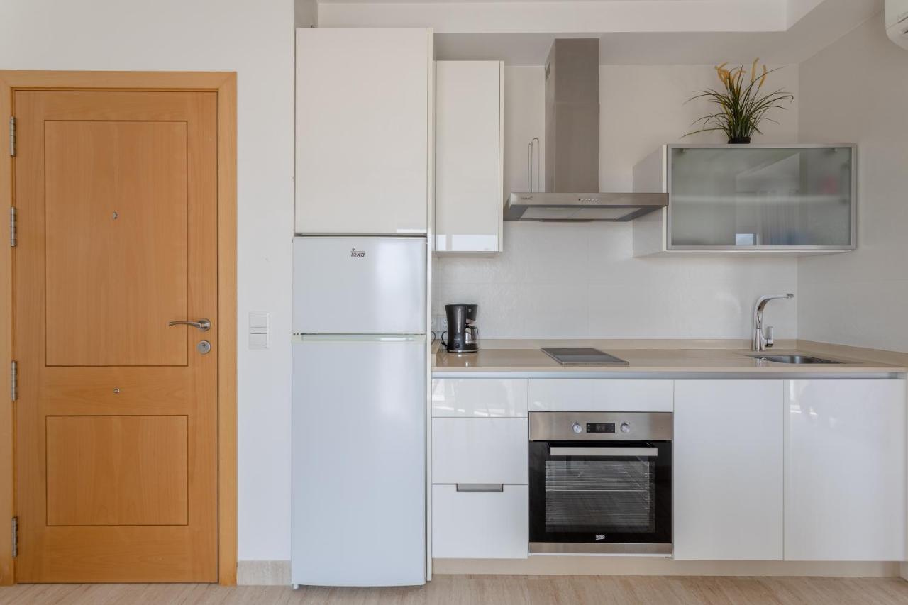 Apartamento Corazon De เนร์คา ภายนอก รูปภาพ